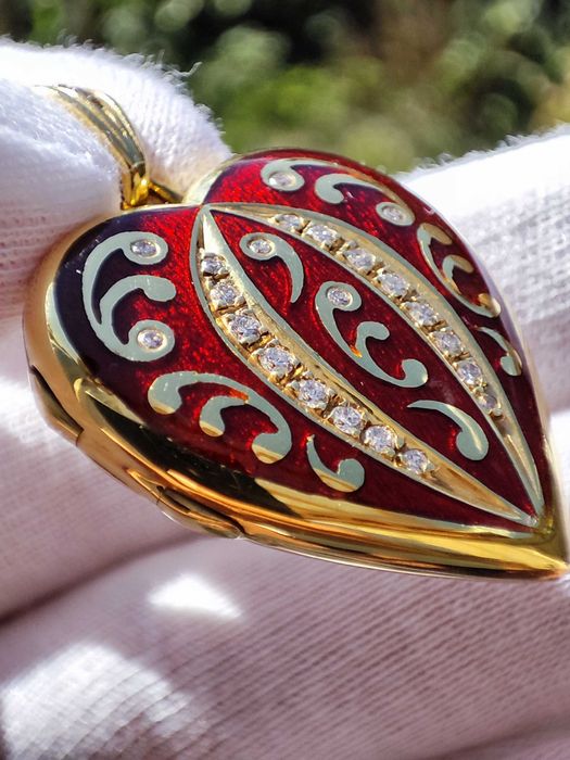 Fabergé Masterpiece Victor Mayer Pandantiv Aur 18K Diamante Email Rosu