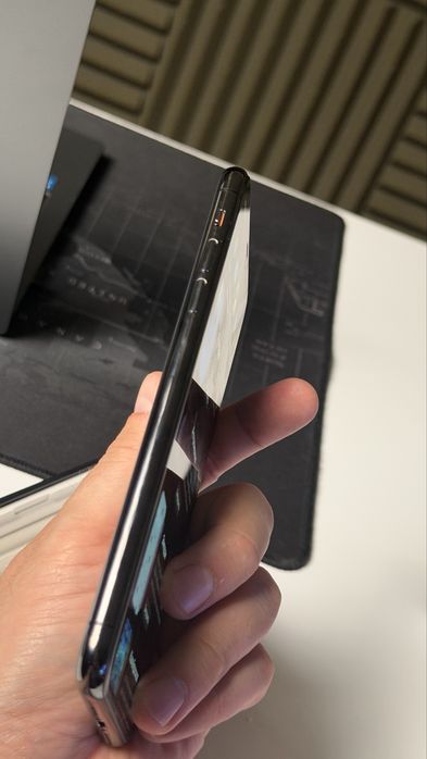 iPhone 11 Pro Max 64GB LL/A