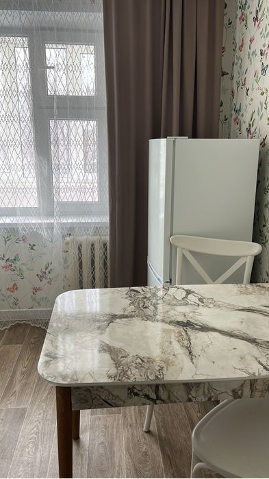 4 мкр , возле Азия молл