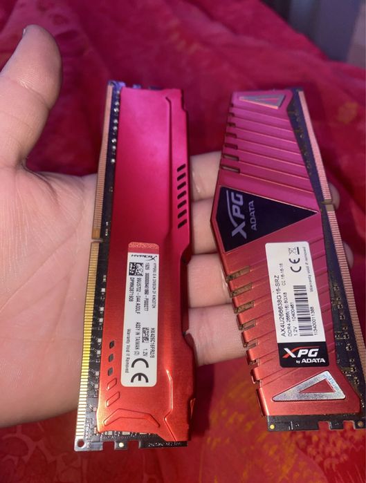 Vand 16 gbm ram drr 4 cl 16 fr 2666 , sunt intr o stare foarte buna !
