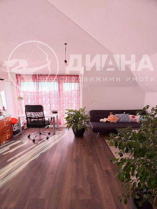 Продава се Тристаен апартамент в Пловдив, Кючук Париж - 195 кв.м за 1257 €/кв.м - Снимка #8