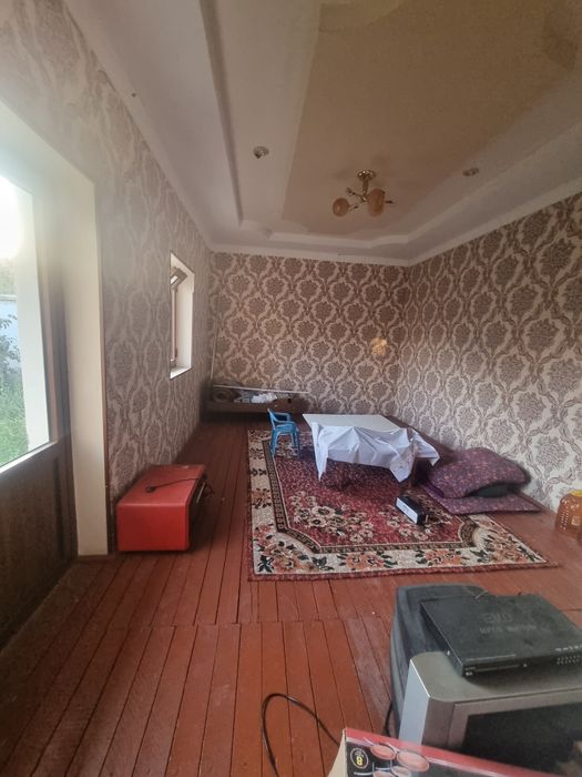 Намунавий уй сотилади