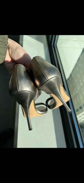 Sandale Gucci - auriu metalic