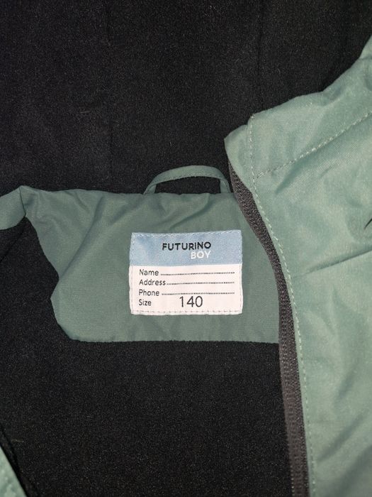 Продам куртку на мальчика