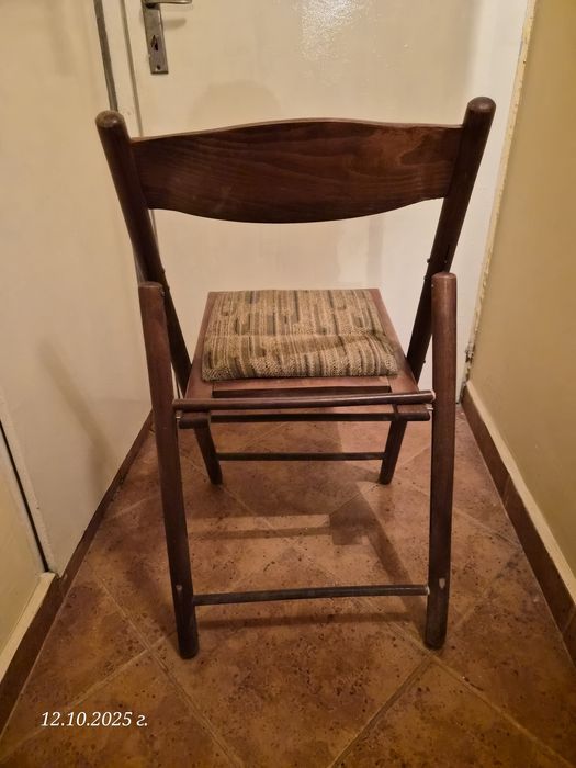 Сгъваем трапезен стол