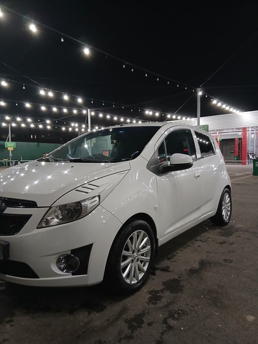 Продаётся Spark 2013 года в хорошем состоянии.