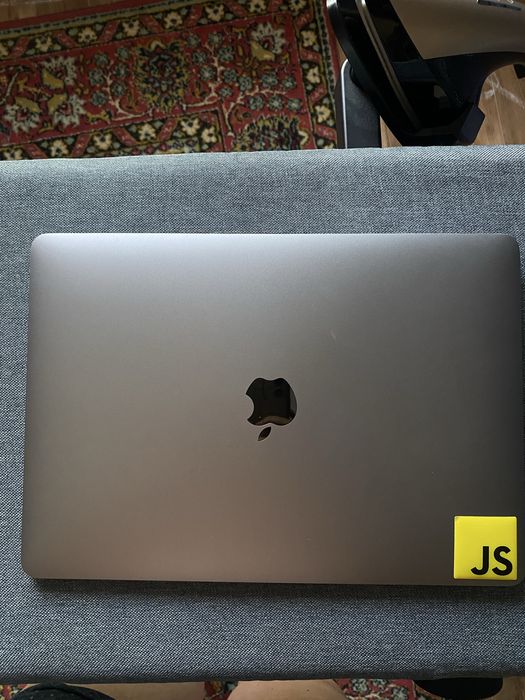 Apple Macbook air m1