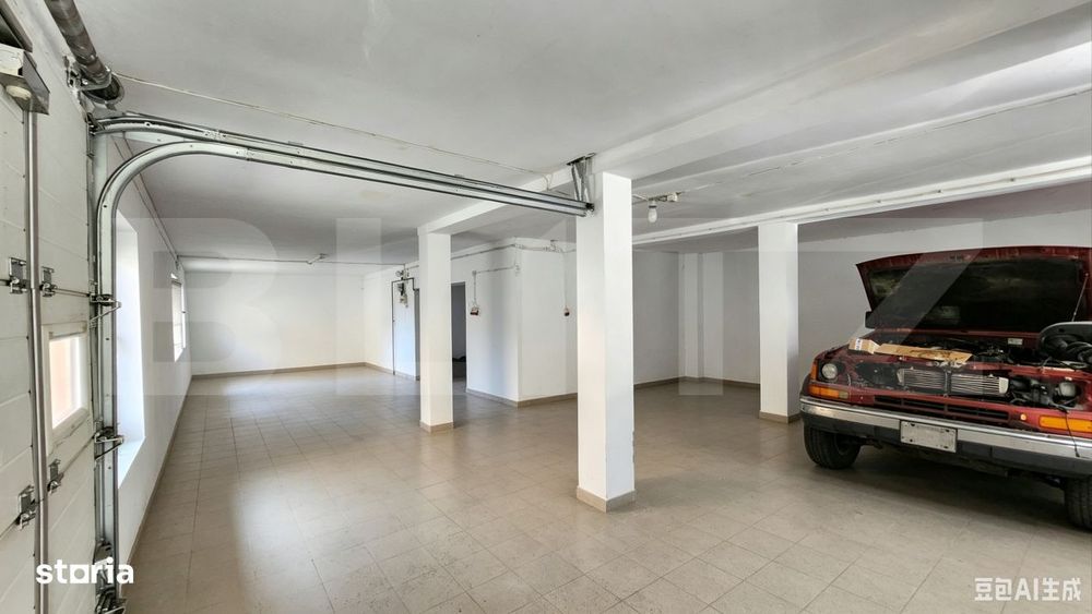 Casa spatioasa, 240 mp, pretabil pentru service auto, zona 7 Nov - Tar