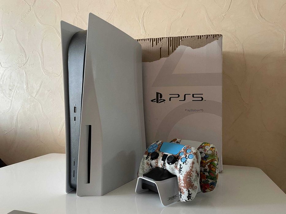Sony Playstation 5 2 джойстика