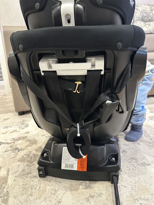 Продам автомобильное детское кресло