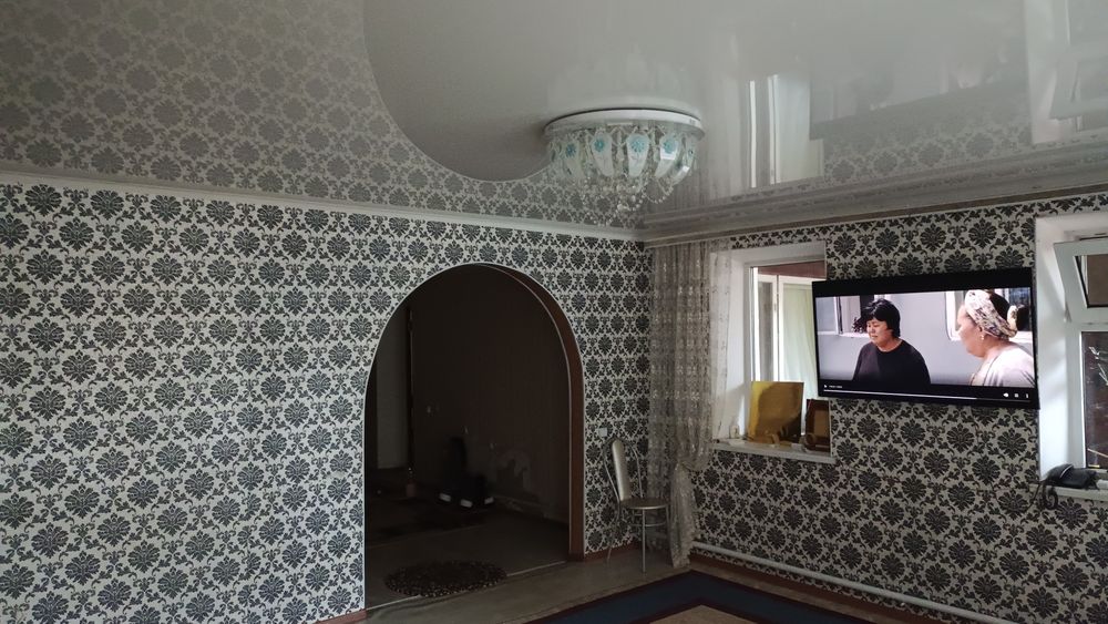 Продам большой дом в р.оне малышка