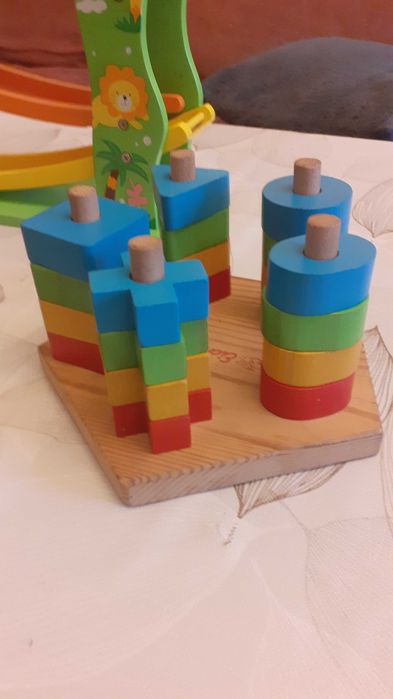 Дървени образователни играчки