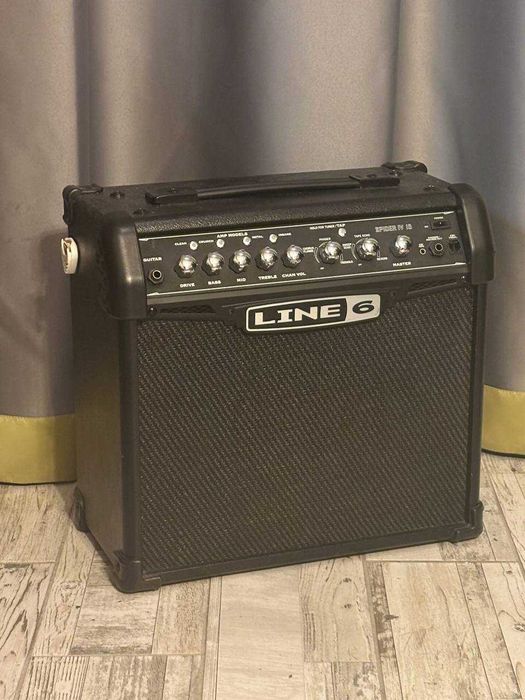 комбо усилвател за електрическа китара