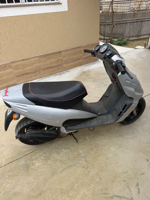 Продавам Malaguti Phantom F12 50cc