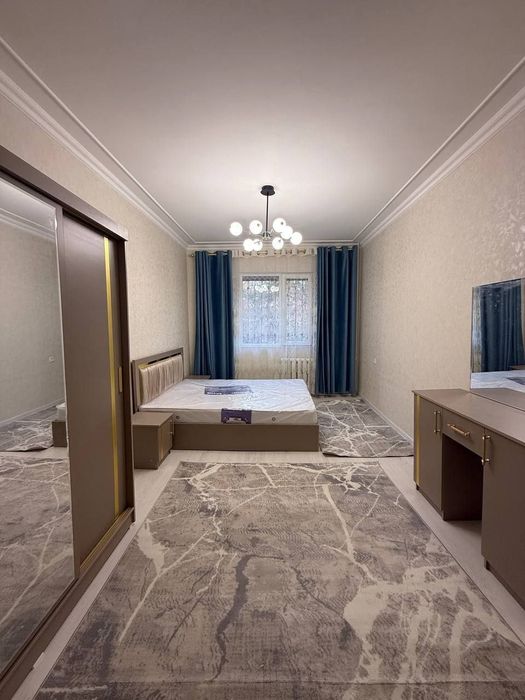 Чилонзор Мирзо Улугбек метро якинида квартира арендага