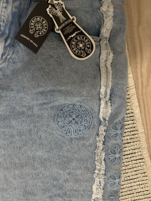 Дънки на марката Chrome Hearts