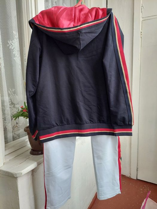 Спортивный костюм для девочек подростков новый