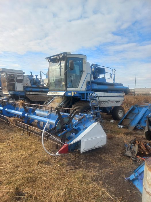 Продам комбайн Енисей