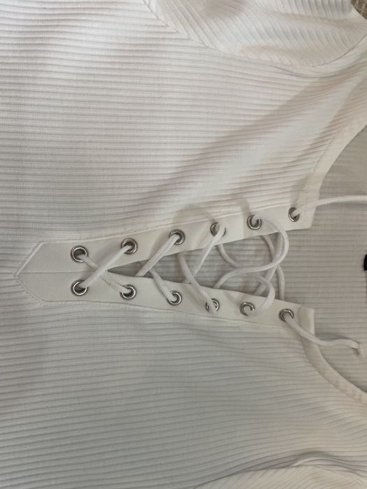 Кофта со шнурами