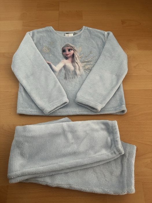 Pijamale H&M marimea 122/128