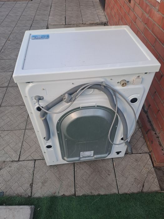 Продам стиральную машину