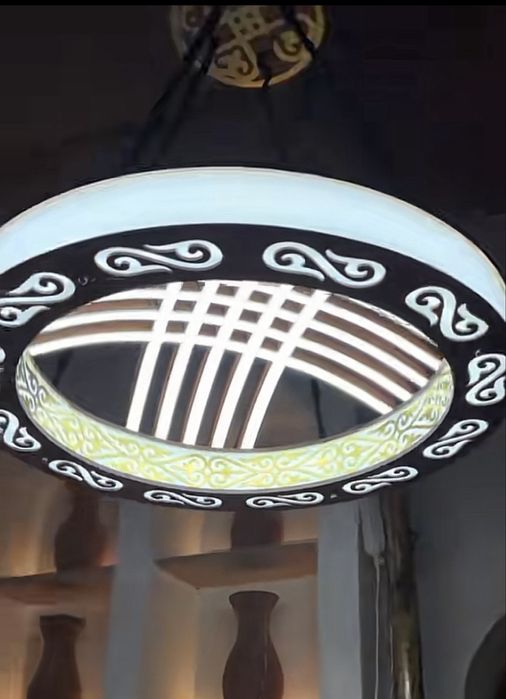 Шаңырақ ұлттық стилдегі люстра