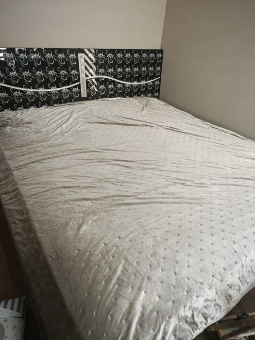 Продавам спалня 180 /200 втора употреба