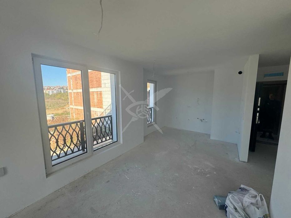 Продава се Двустаен апартамент в Созопол - 65 кв.м за 1400 €/кв.м - Снимка #1