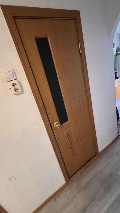 Двери межкомнатные 4шт