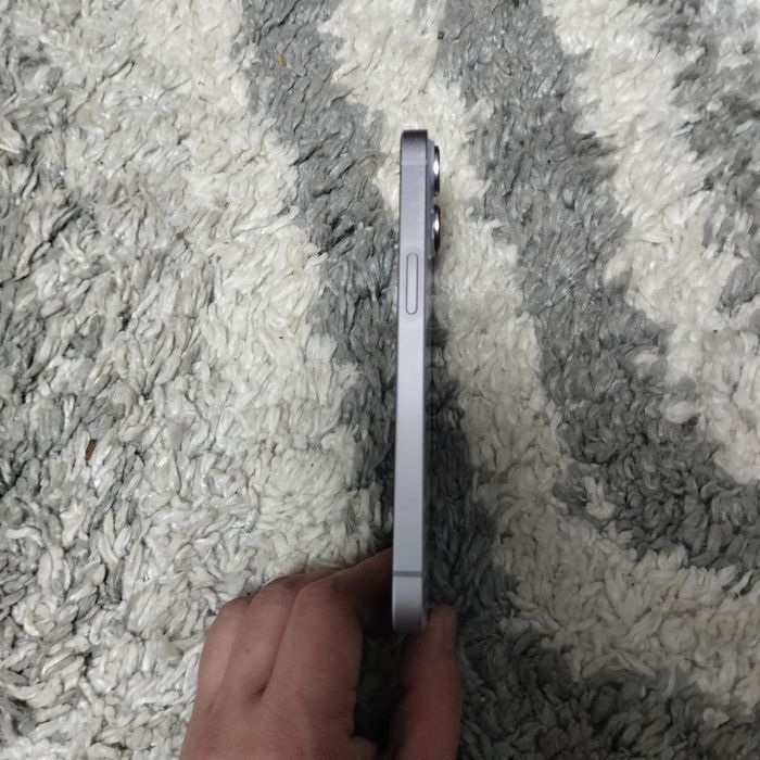 iPhone 14 128GB.