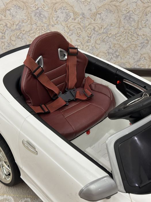 Машина детская кабриолет