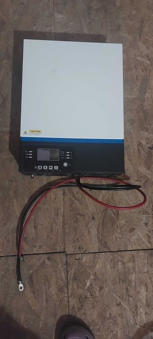 Invertor hibrid 3 kw