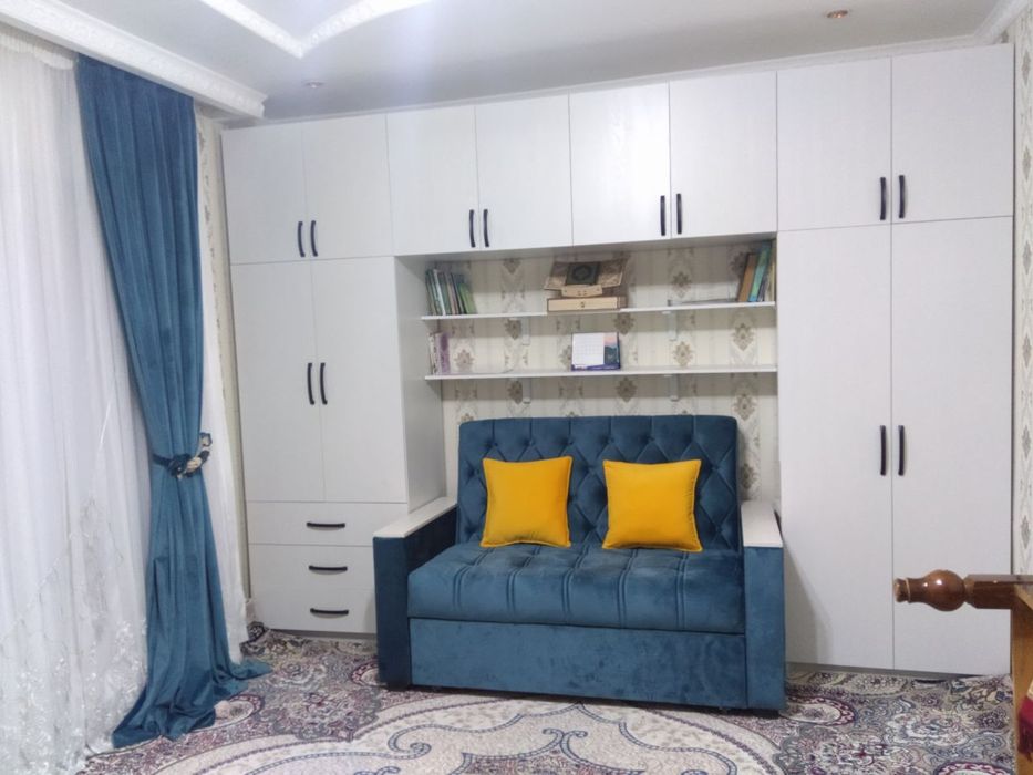 Divan raskladoy temir karkaz