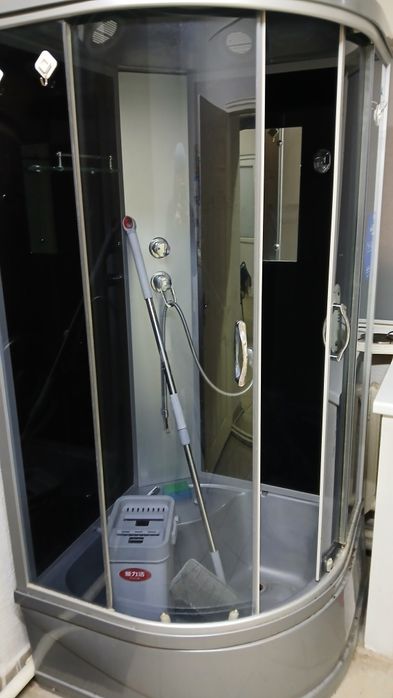 Душевая кабина продаётся