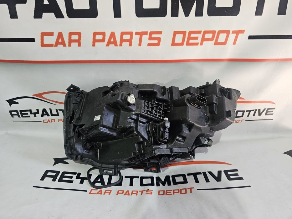 Far dreapta led Renault Austral dupa 2022 cod 260103381R