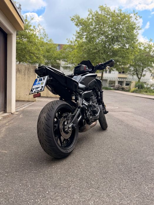 Yamaha MT 07  Black Tech