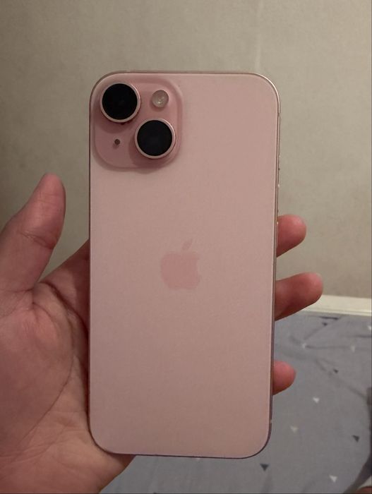 Айфон 15, 128гб розовый
