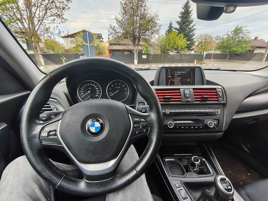 Vând BMW seria1 f20 M1