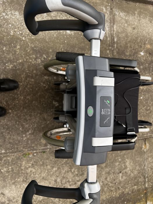 Carucior handicap cu urcator/coborator trepte  - Alber Scalamobil S30