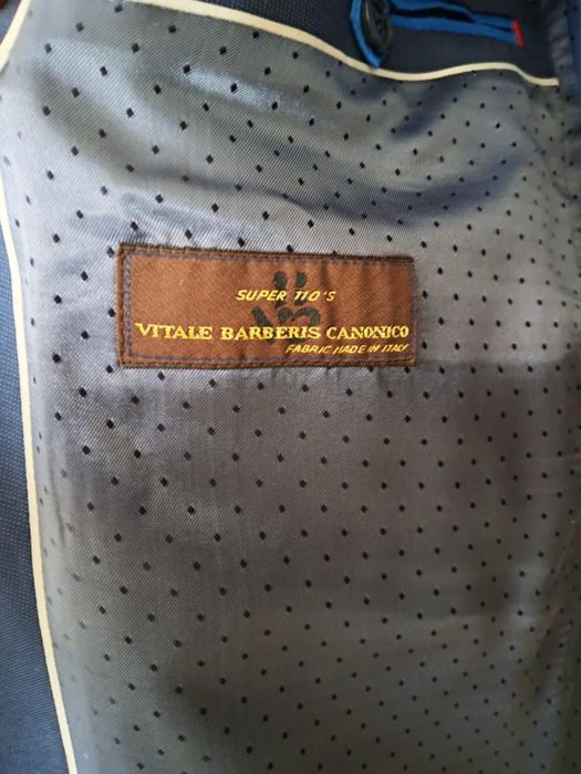 Продас костюм из 100% шерсти