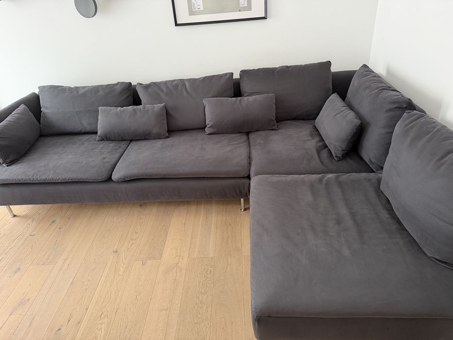 Canapea gri inchis ikea