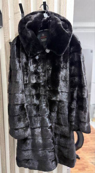 Продам норковую шубу