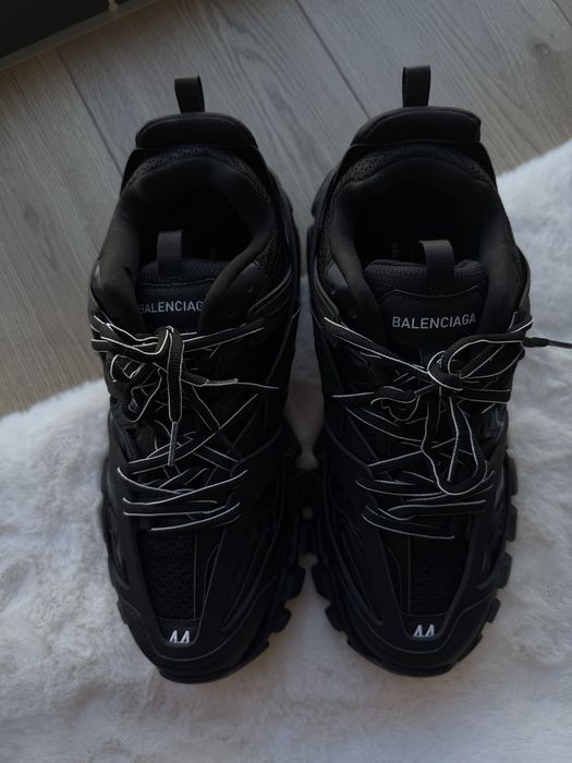 Balenciaga Track