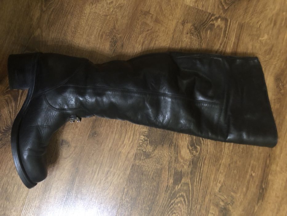 Продам женскую обувь