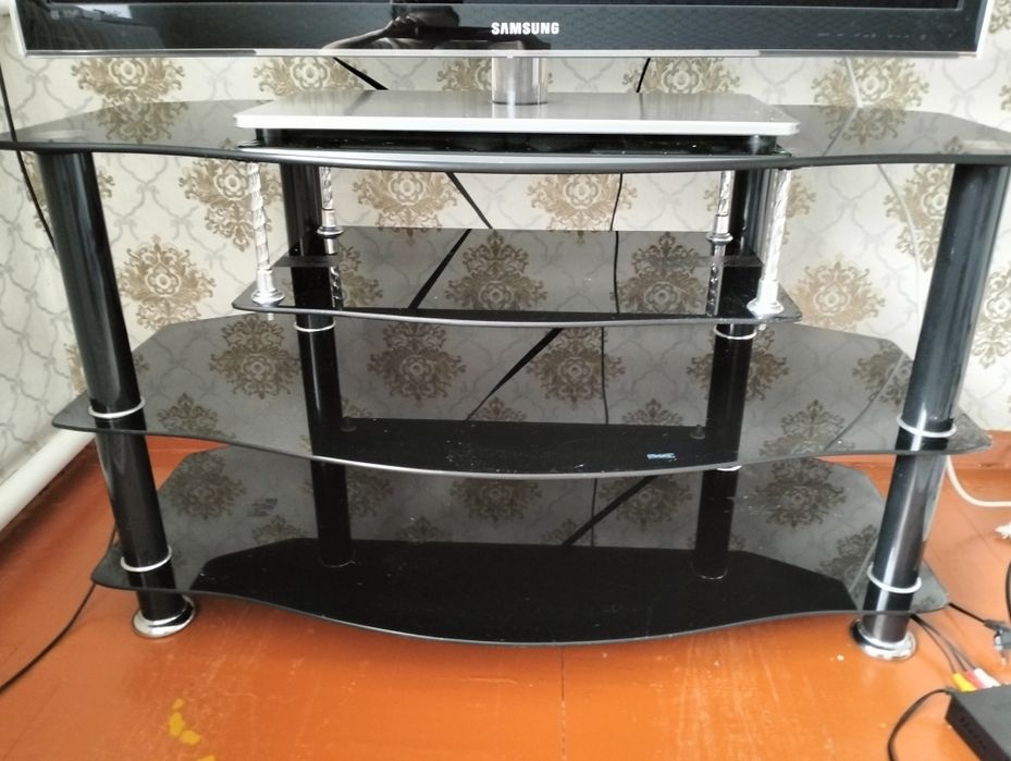 Подставка под телевизор за 20 тыс