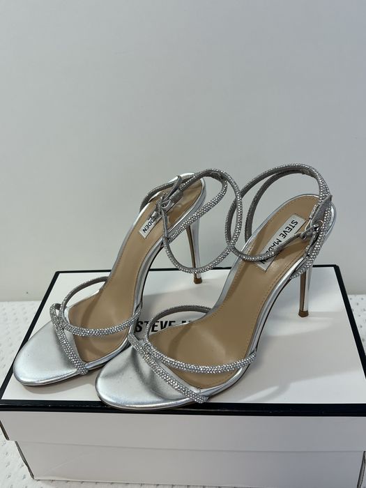 Sandale Steve Madden argintii - marimea 41