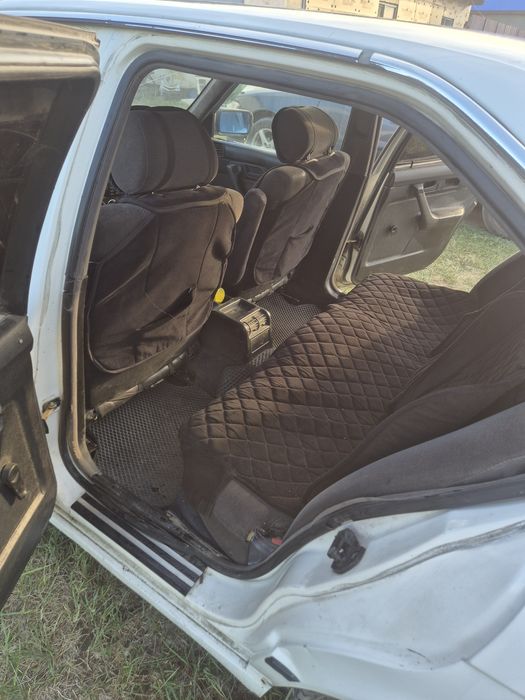 Продам  BMW 520 .