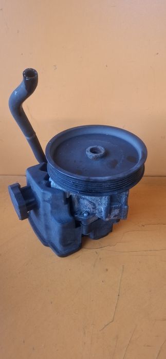 Хидравлична помпа серво A0044667001 Mercedes W203 W210 W211 W209 W639