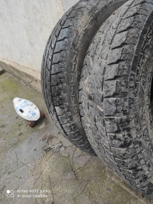 Продам шины р16 ,215-70 пара