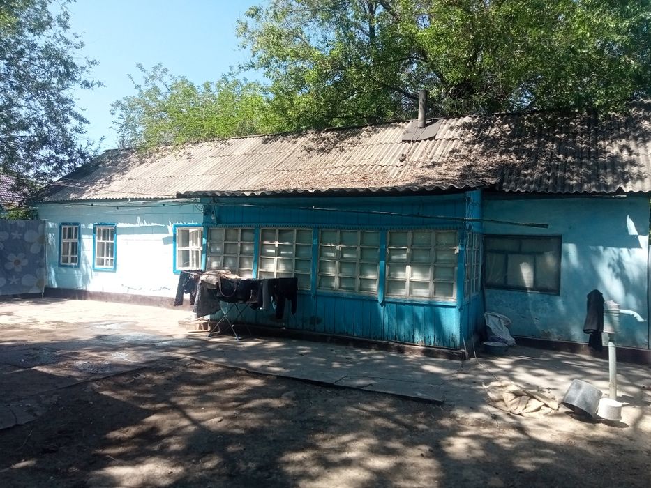 ПРОДАЁМ  трехкомнатный ДОМ г.Шу